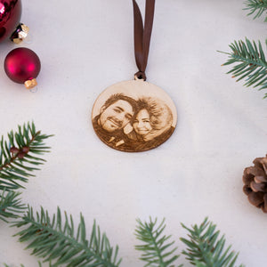 Kerstornament met eigen foto in hout