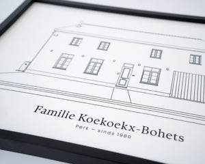 Detail van de gegraveerde lijntekening van een huis op acryl.